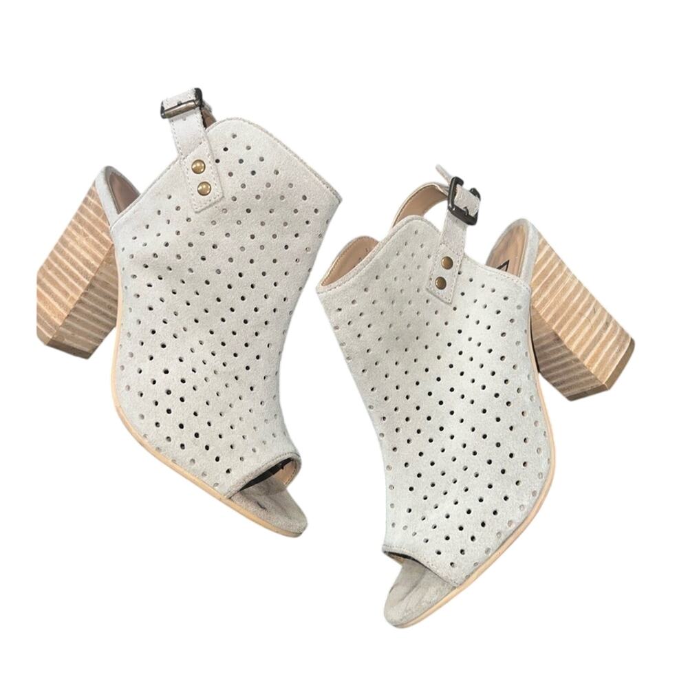 UEC DIBA LILI IVORY TAN TAUPE GENUINE LEATHER SLINGBACK BOOTIES 4” HEEL SZ 7.5 - Picture 6 of 10